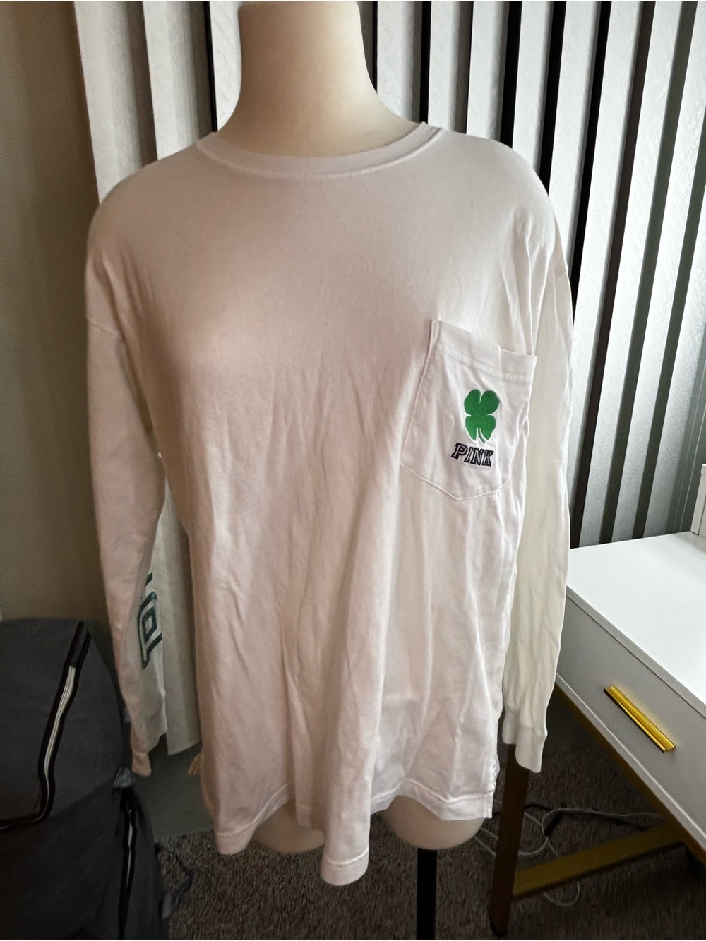 PINK Victoria's Secret White Long-Sleeve Pocket Tee with Green Clover